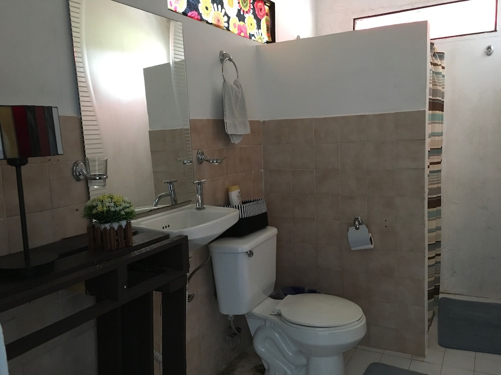 La Petite Maison Cabañas & Hostal