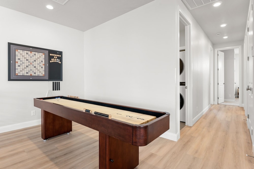 Oasis Retreat 5 Bedroom Townhouse