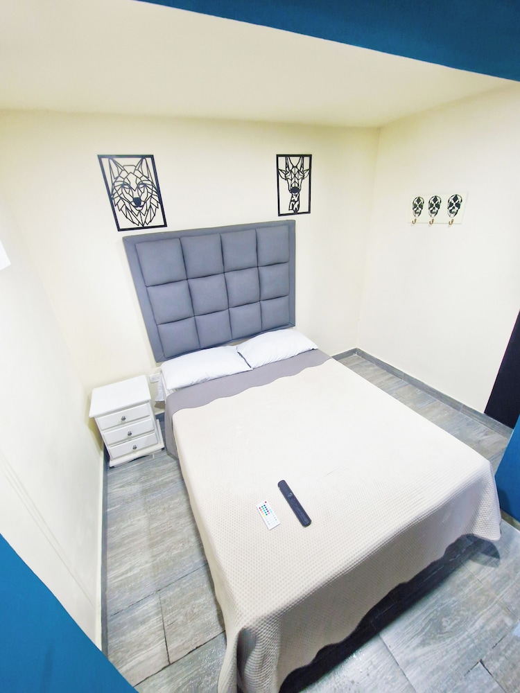 PROMO 18 BDRM Building, Pool+ 5Jacuzzis at Poblado