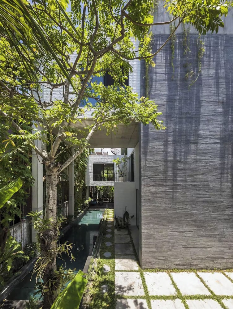 Thang House - Close To Nature