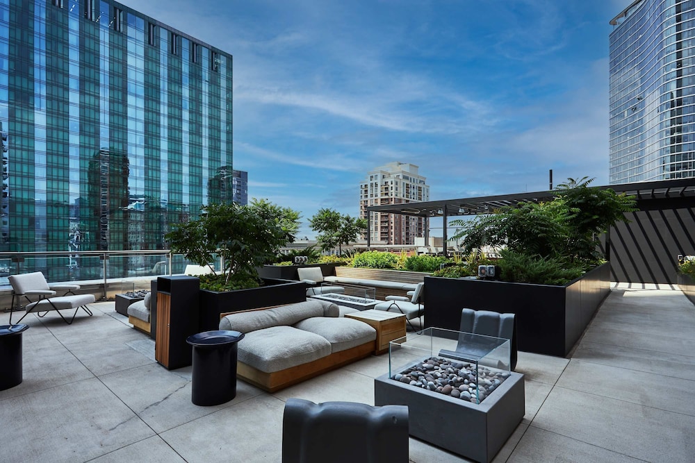 Luxe Apts Stunning Lake Views Resort Amenities