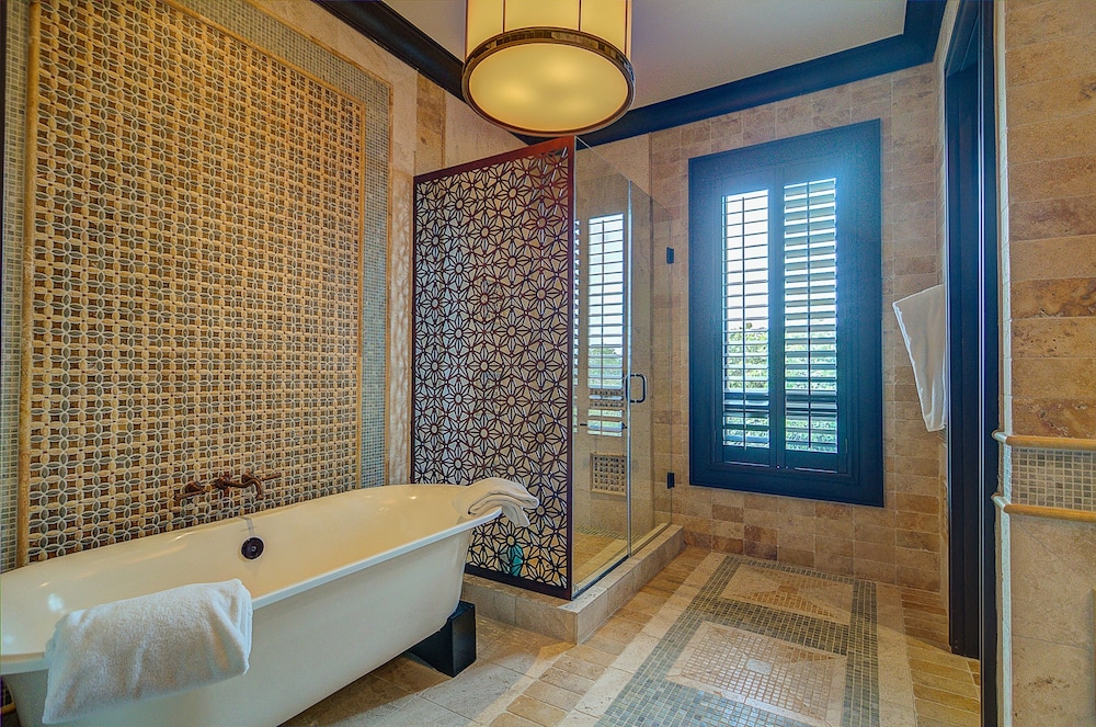 Villa B by the Sea in Nassau