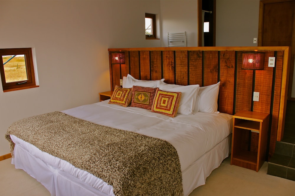 Weskar Patagonian Lodge