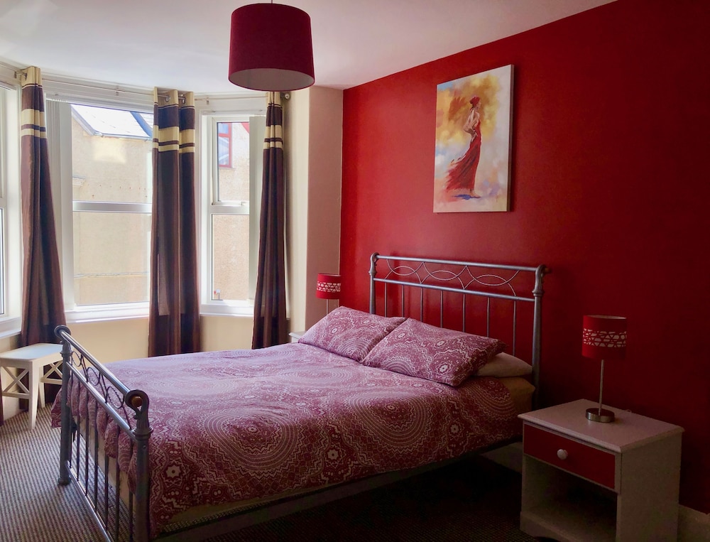 Portrush Holiday Rentals