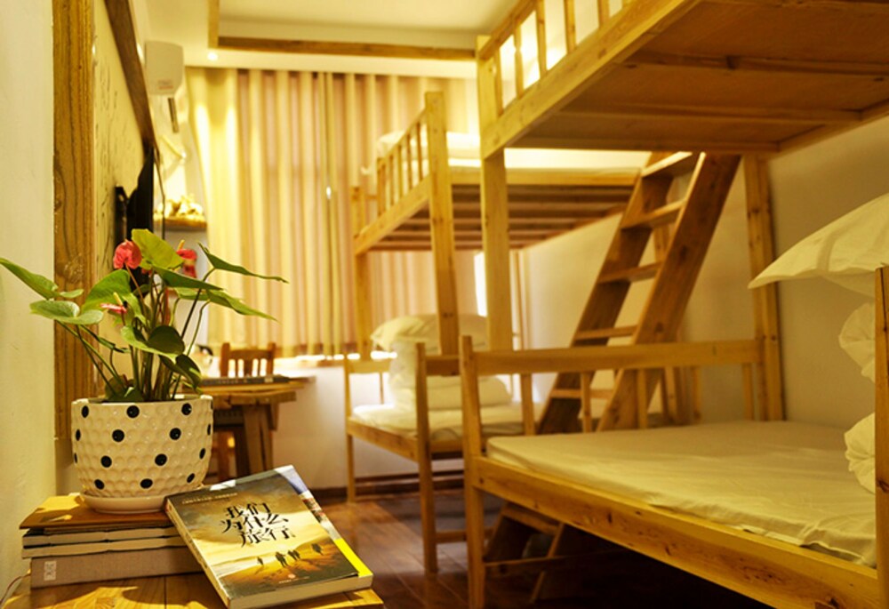 Assembly Inn - Hostel