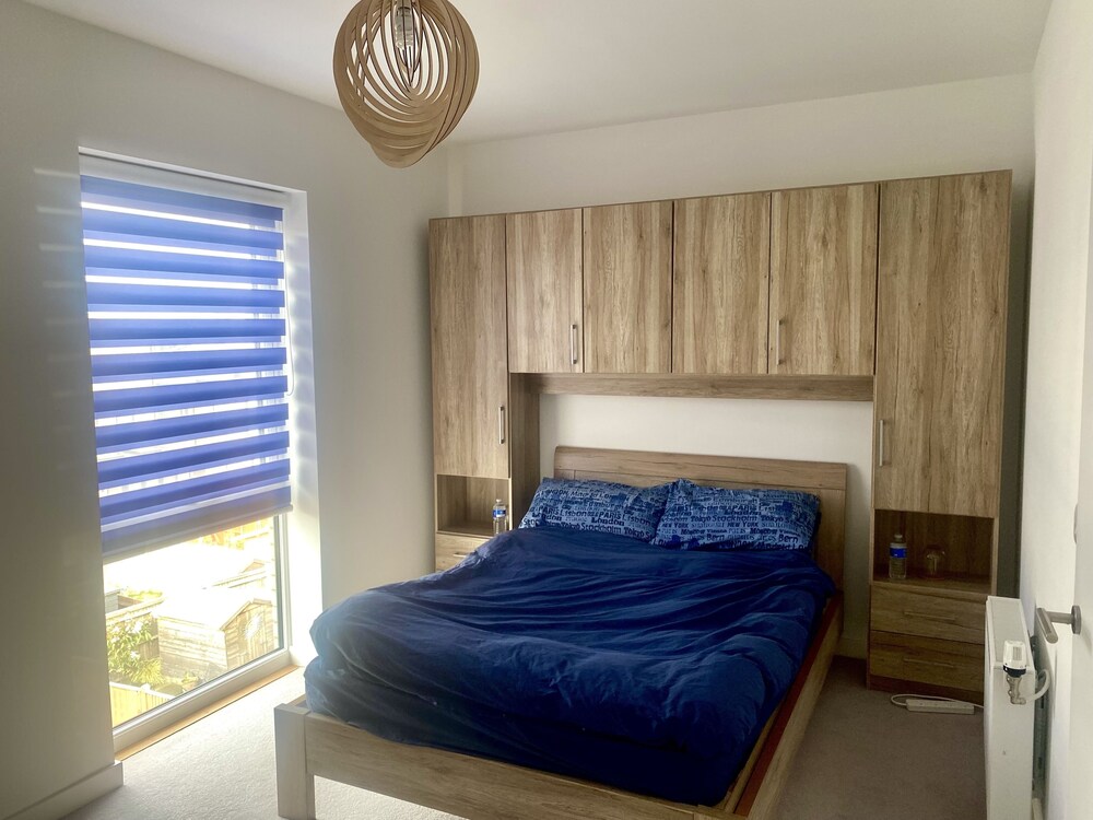 Luxorious 2-bedroom Townhouse in Carshalton view 4