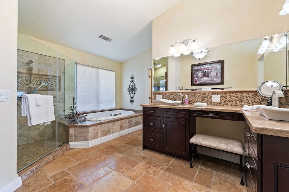 Chardonnay Charm by Avantstay Luxe Group Retreat w Pool Mins to Wineries