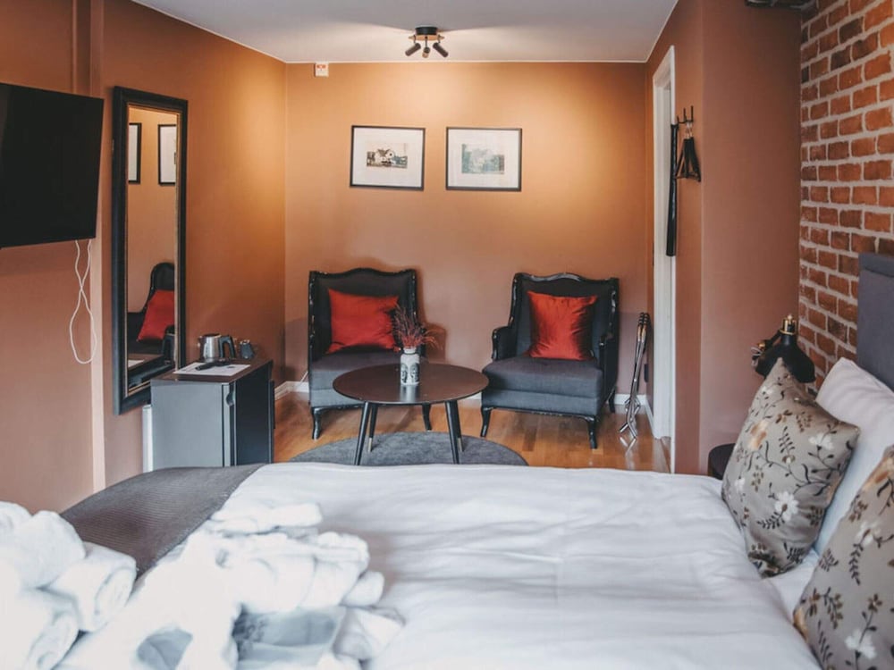 Nice Room With Free Breakfast, Spa Bath view 5