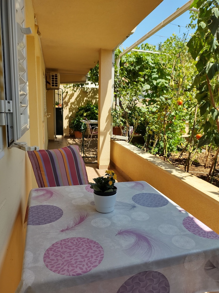 Anna Guesthouse