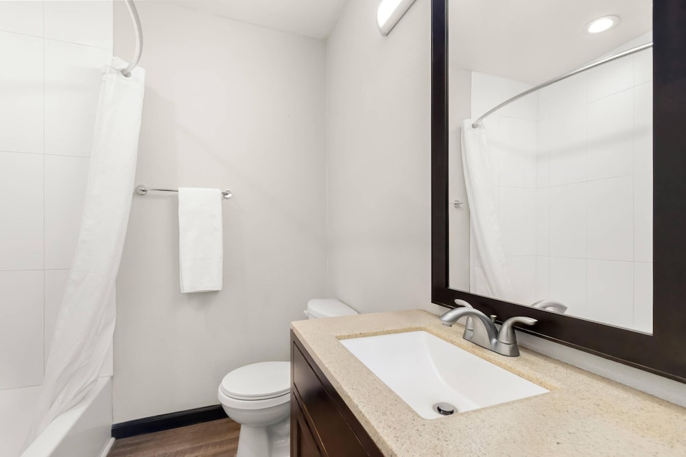 Suburban Studios Ridgecrest near China Lake Naval Station