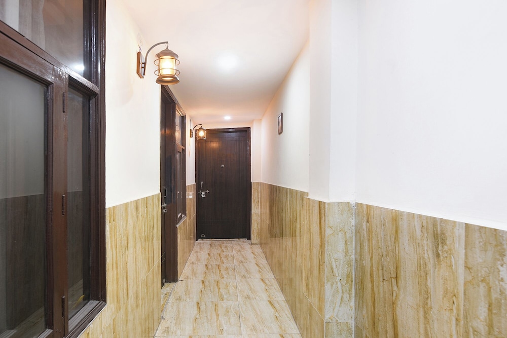 Fabhotel Stay Residency