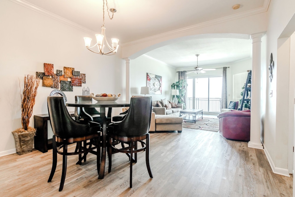 Penthouse Condo in Legacy Tower 1-1403 - Beachview 3 Bedroom 2 Bath Furnished