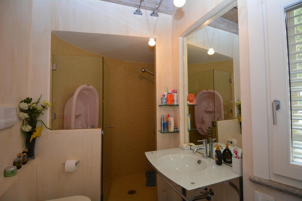 Photo 42