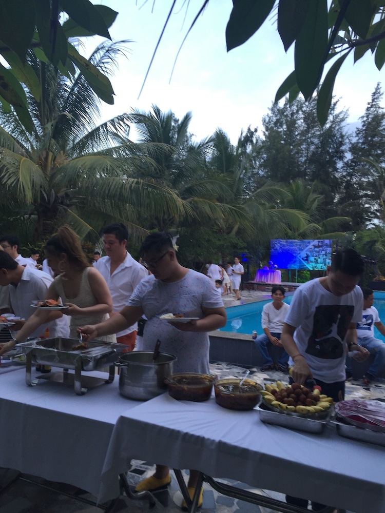 Non Nuoc Resort