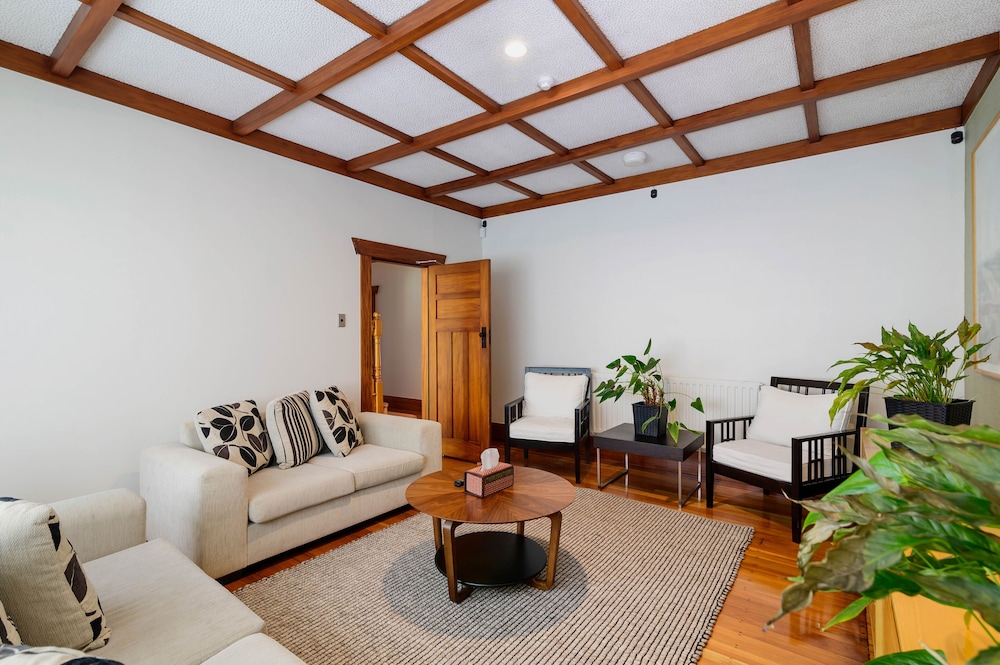 Lake Lodge B&B Rotorua - Adults Only view 3