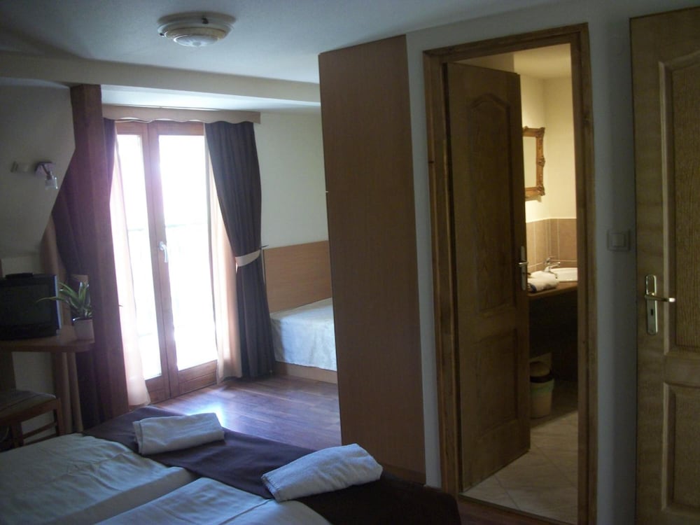 Hotel Viktória Vendégház