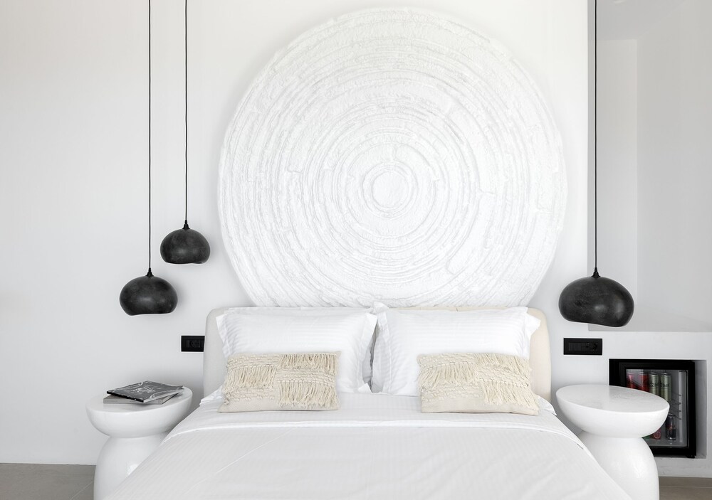 WhiteArt Suites
