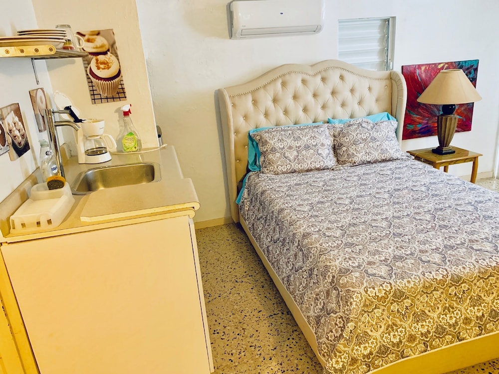 Atenas City Inn