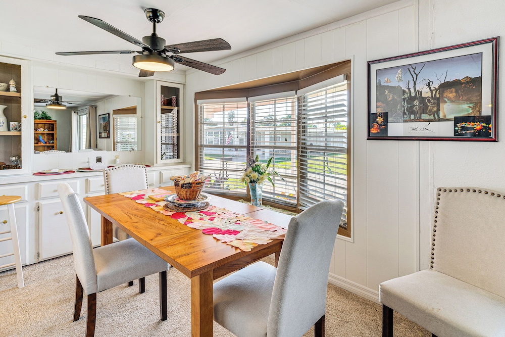 Pool Access! Couples Haven 4 Mi to Dtwn Fort Myers