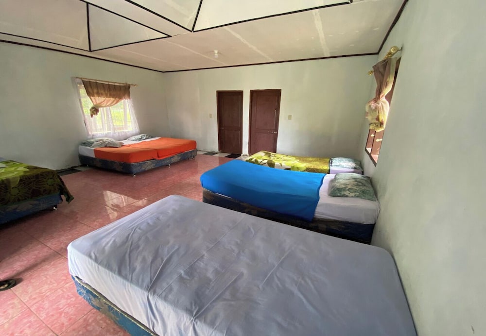 Roman Sinasi Hotel
