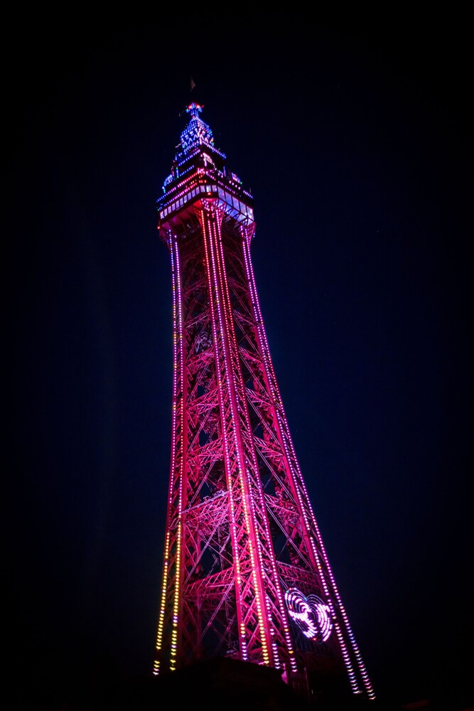 DJ Suites Blackpool