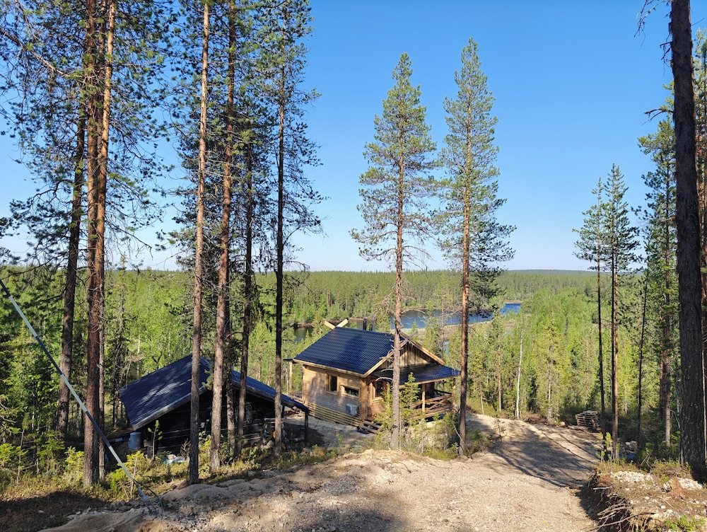 Lapelland Village