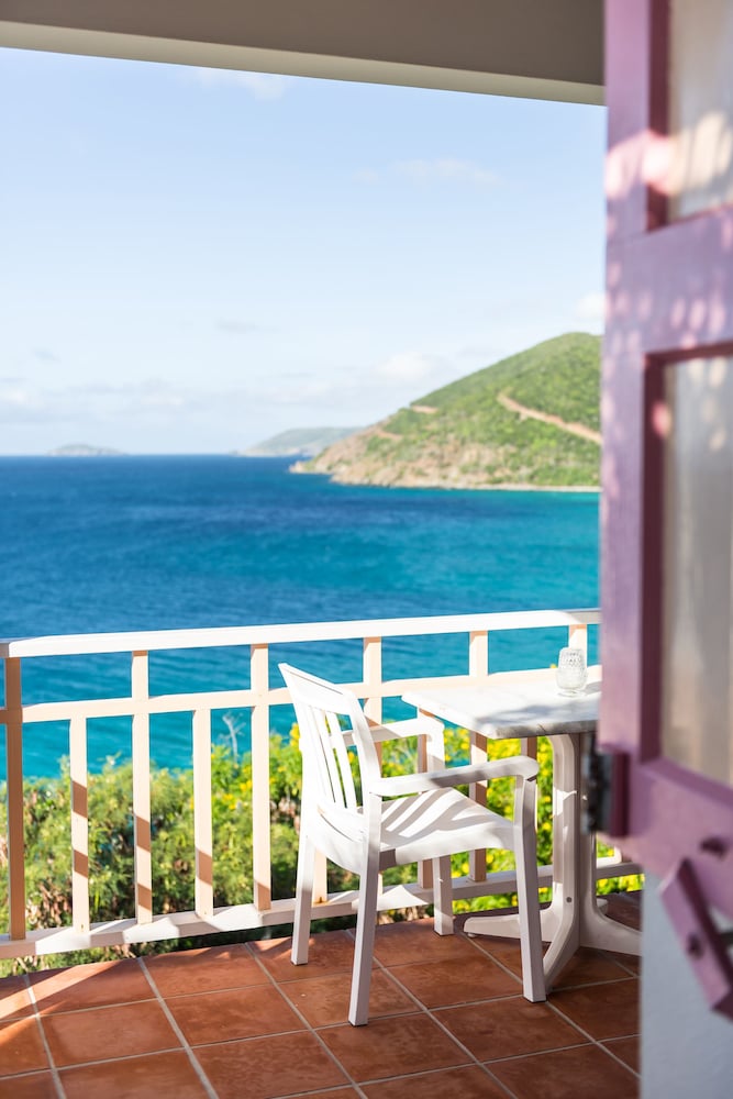White Bay Villas and Beach Club