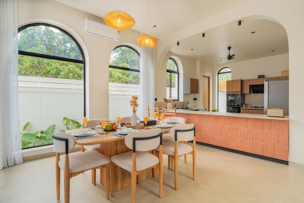 ELIVAAS Ekam | Luxe 4 BHK Villa With Pvt Pool & Patio