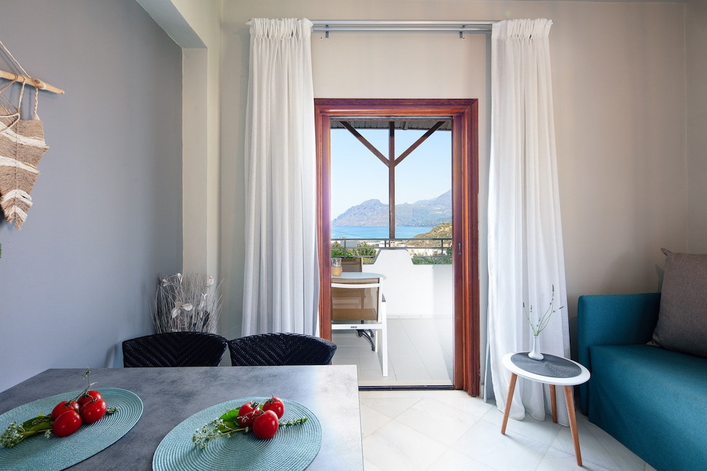 Anthos Apartments