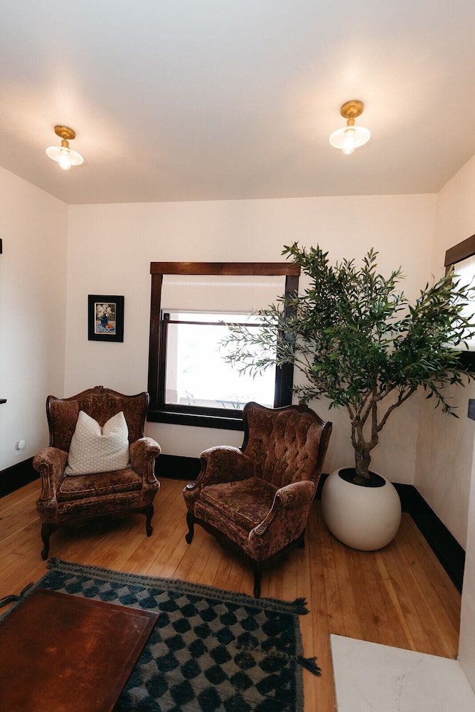 Ellerbeck Mansion Bed & Breakfast