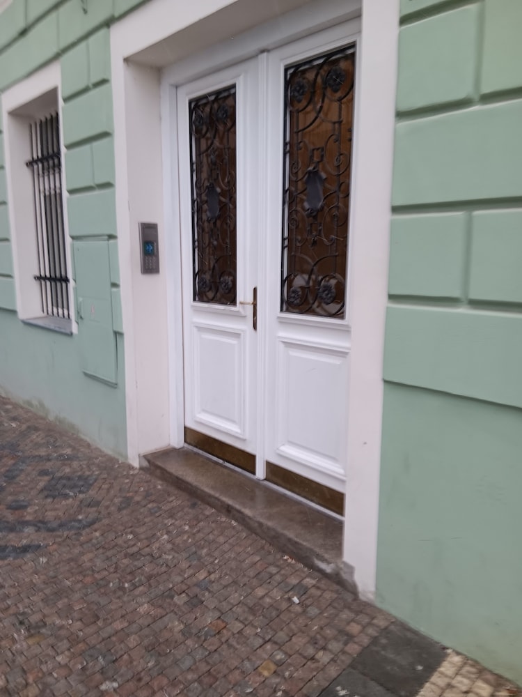 Global Guest Prague