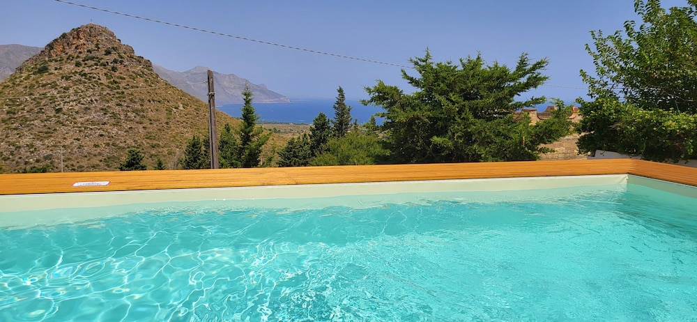 Villa Ballerina Bianca