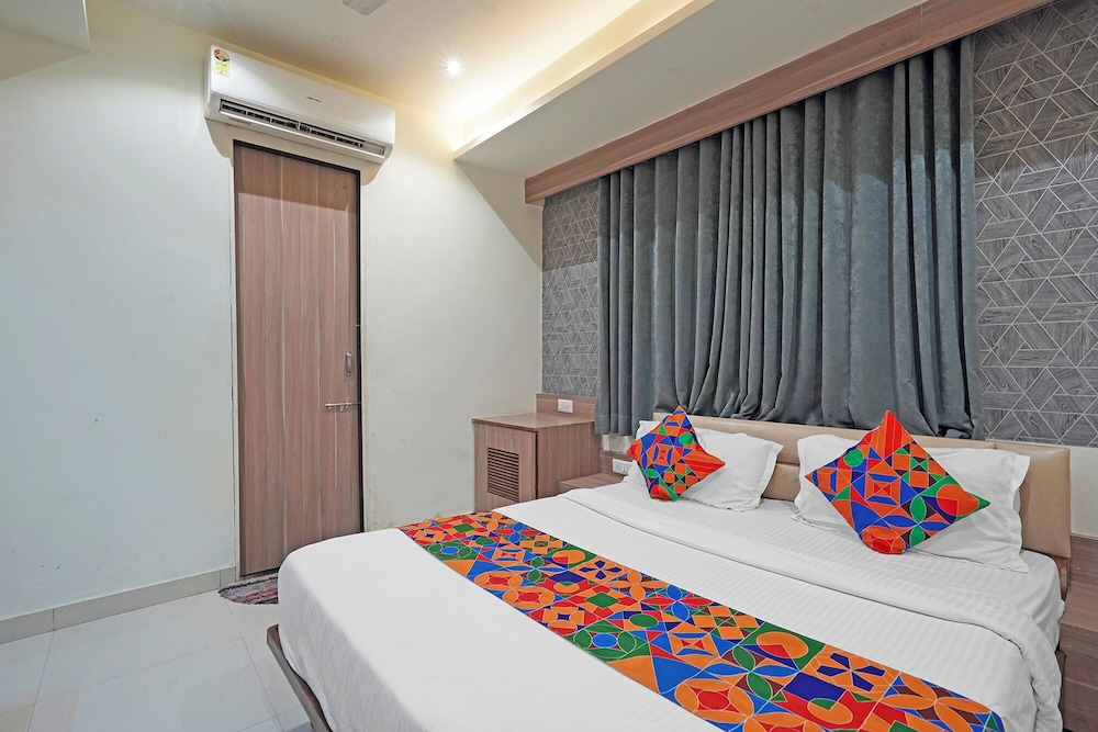 Fabhotel New Empire