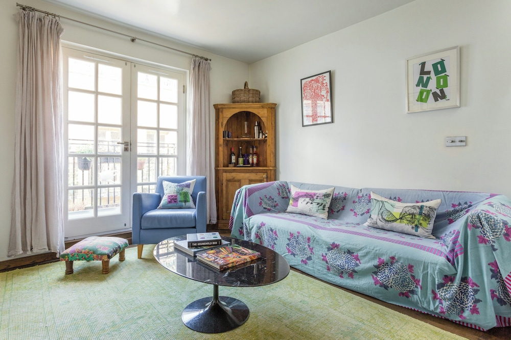 Rutland Mews South by Onefinestay