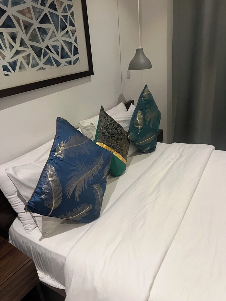 EBS LEGEND ONE BEDROOM DUPLUX embassy