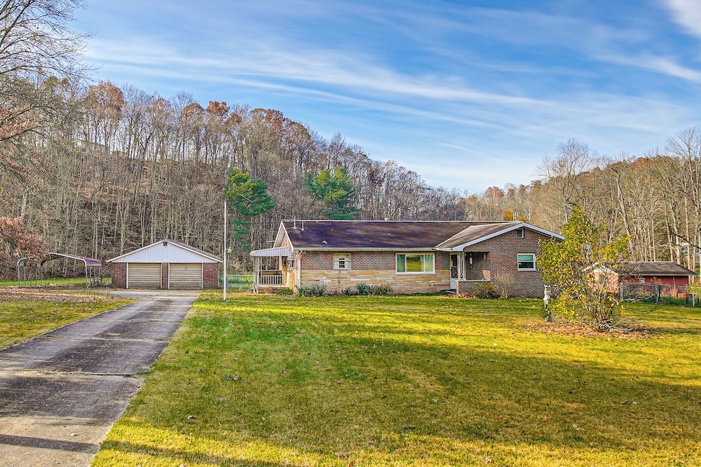 Stay & Play: West Virginia Country Home! view 2
