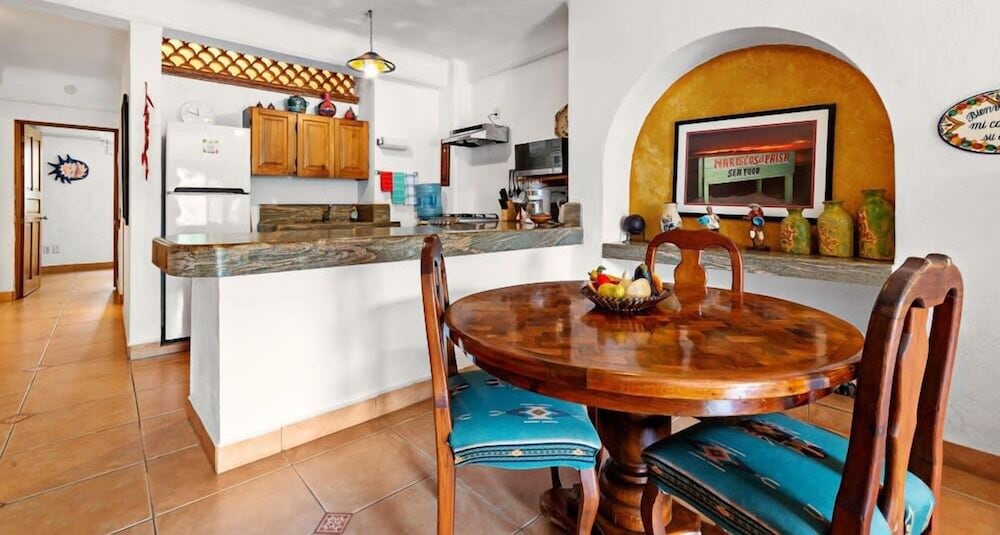 Ocean View 1Br Condo-balcony-beach-pool - 306