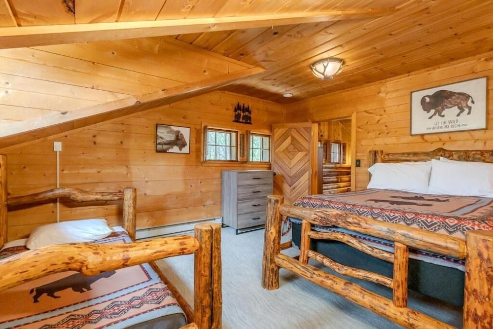 The Moose Bunkhouse