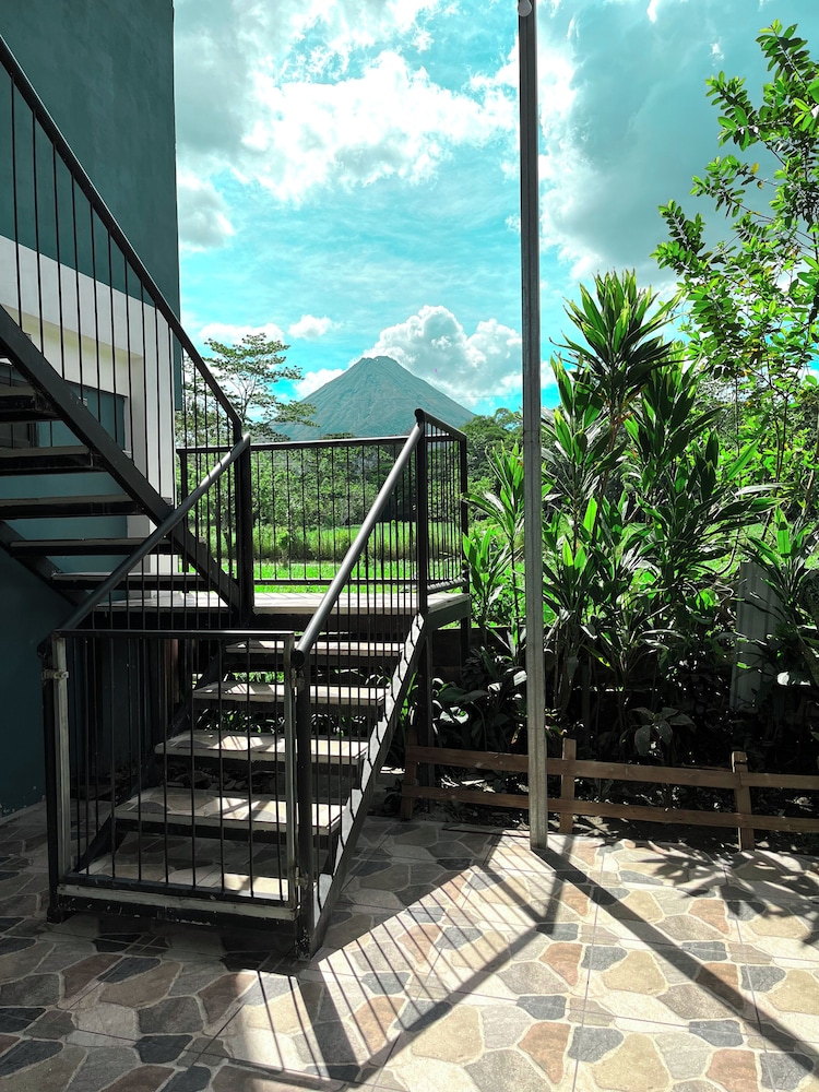 La Fortuna Living Room