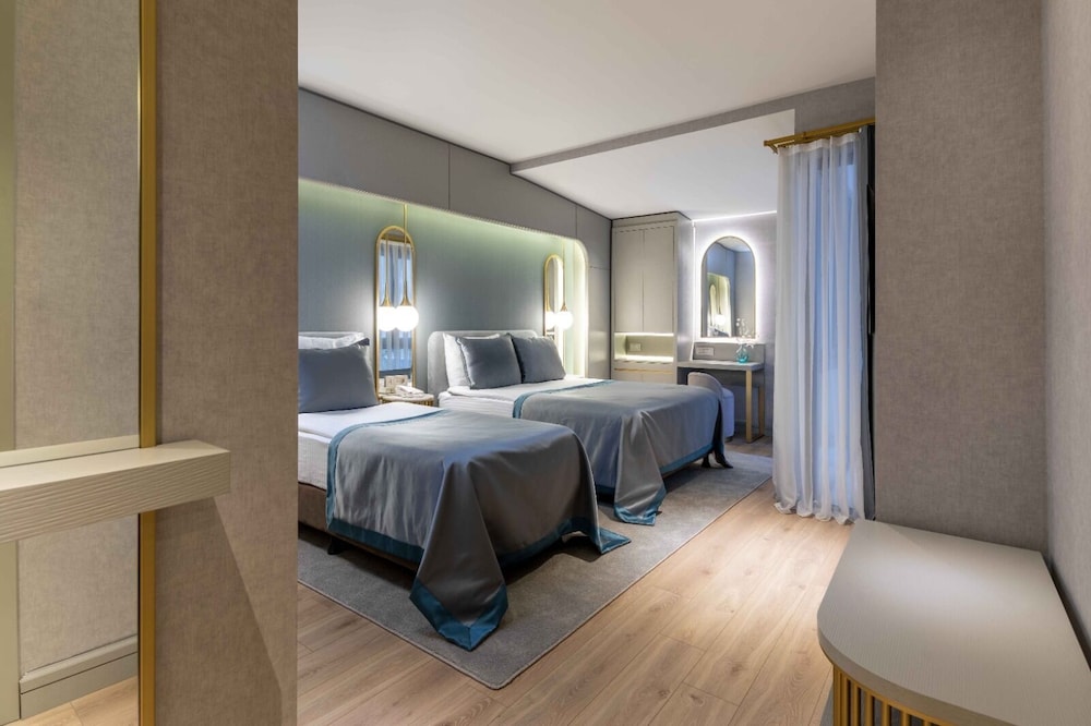 Genova Hotel - Image 33