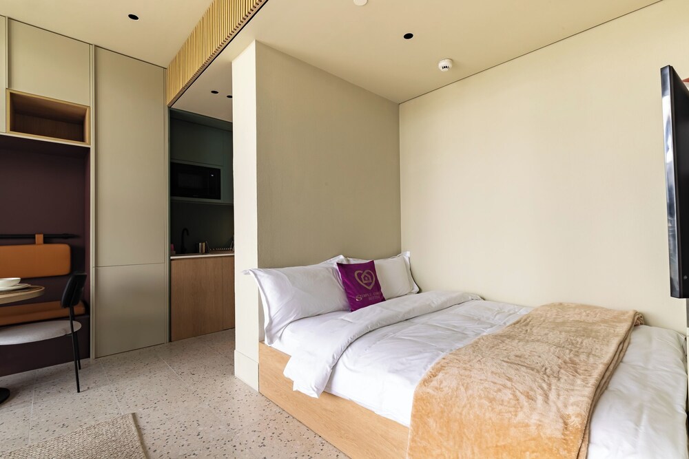 SIMPLY COMFORT Upside Living Business Bay Stunning Panoramic Burj Cityline Views