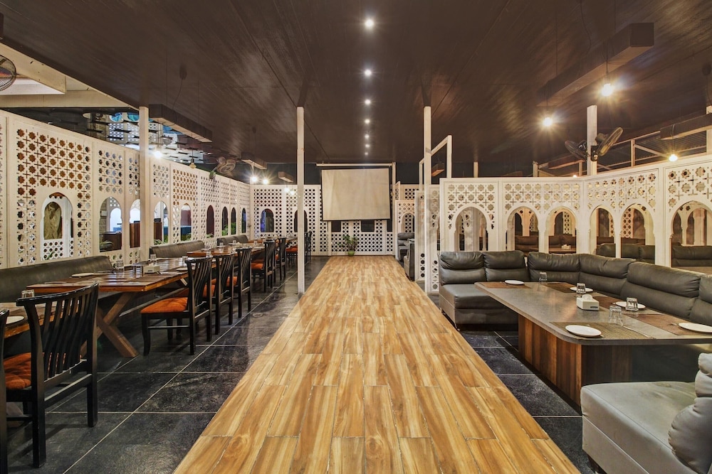 Super Townhouse Koregaon Park