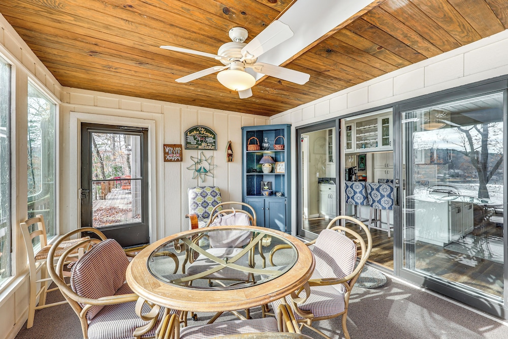 Lakefront Hot Springs Village Home w/ Private Dock