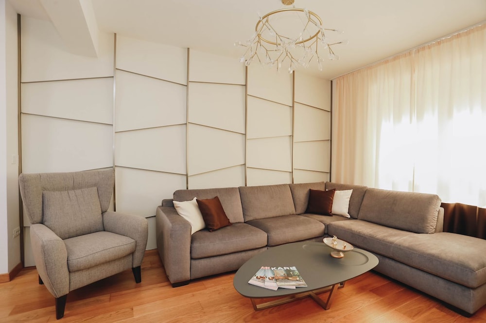 Vitodolska Luxury Penthouse