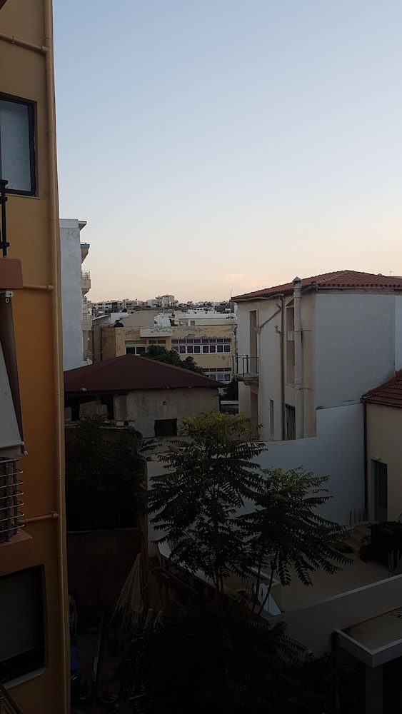 Heraklion Vacations - Arhontiko in the city - Property Image 23