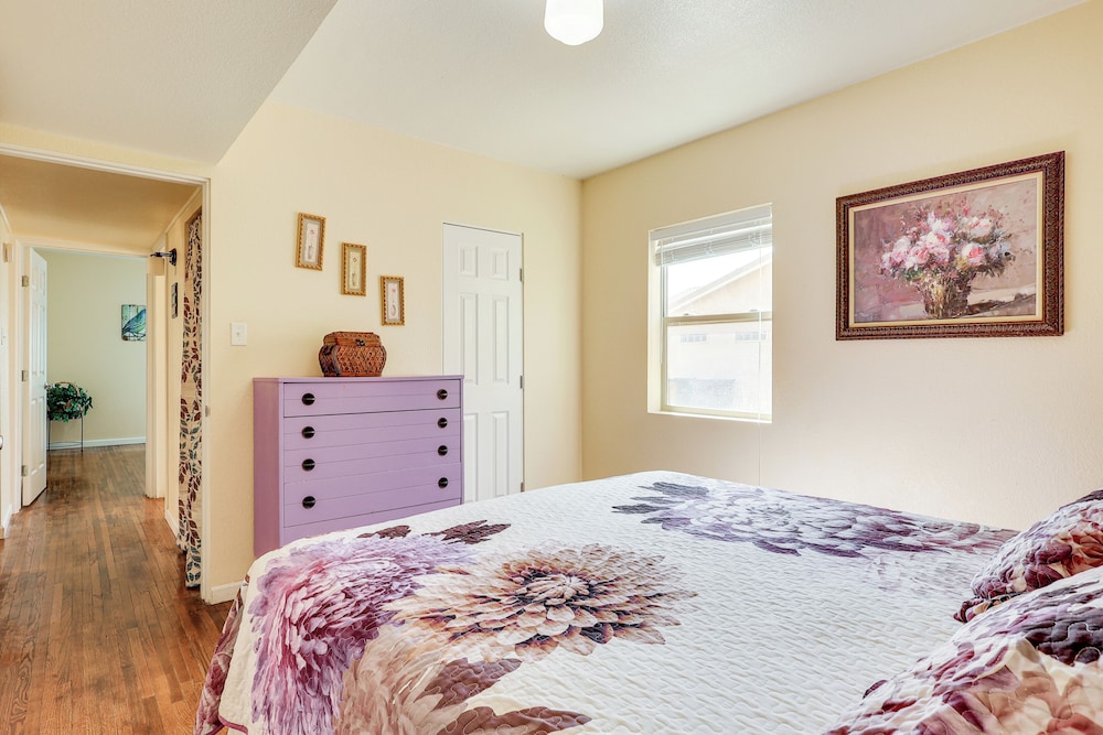 Las Cruces Home w/ Fenced Yard: Recently Remodeled