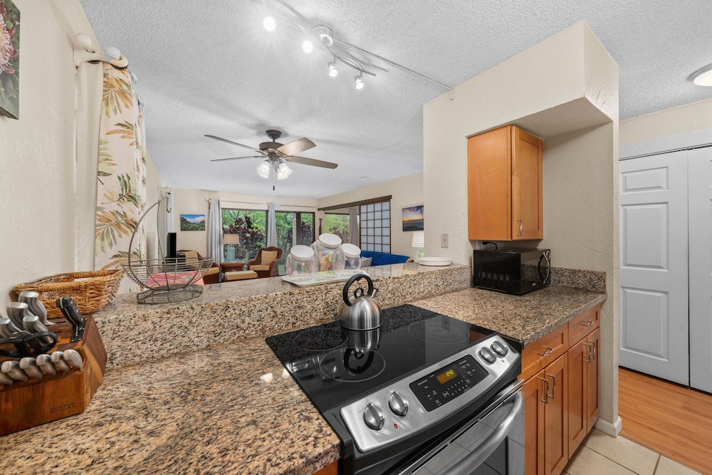 Big Island Paniolo Club 114 2 Bedroom Condo
