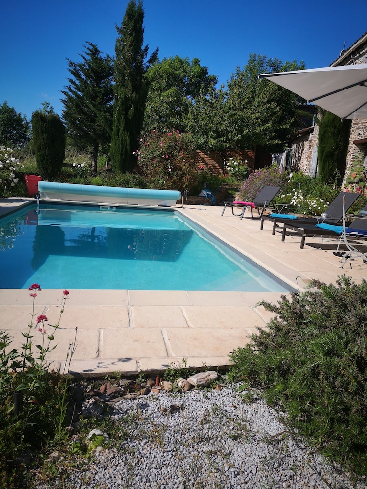 Chambres d'hotes Hameau de Taur photo 2
