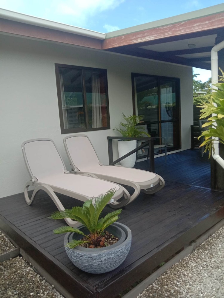 Sunset Palms Rarotonga view 2