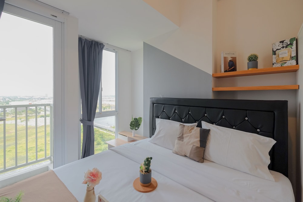 Comfort And Warm Studio At Tokyo Riverside Pik 2 Apartment